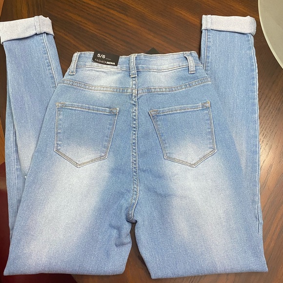 Fashion nova jeans - Picture 2 of 2